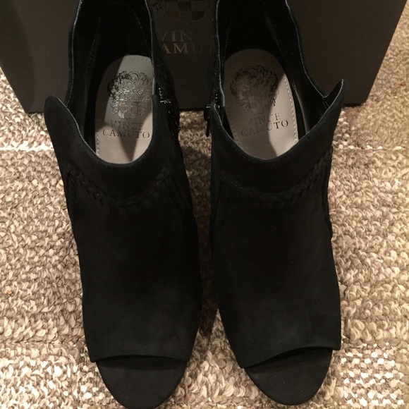 Vince Camuto peep toe shootie braided suede bootie - Picture 5 of 6