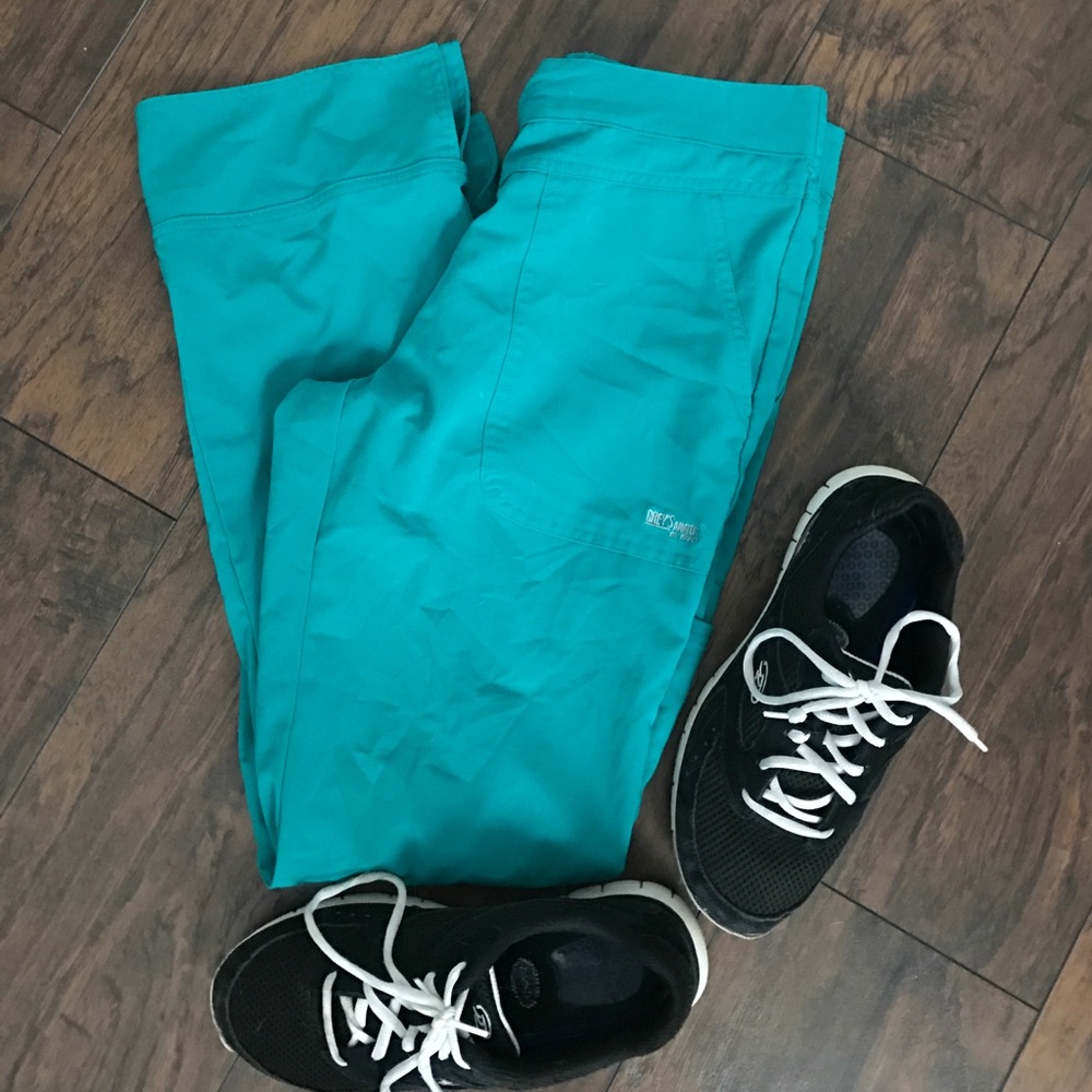 Scrub pants