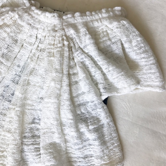 • Free People Off the Shoulders Top • - Picture 5 of 7