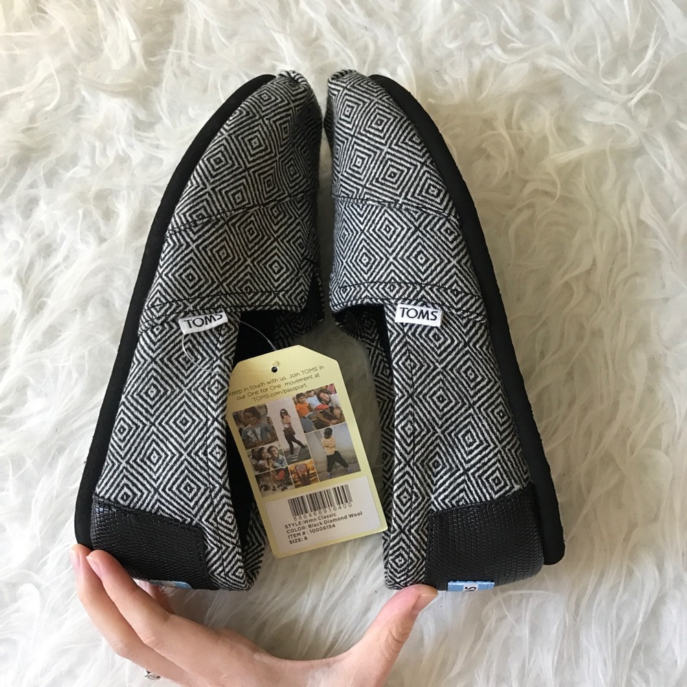 NIB Toms classic print wool slip on shoes - Picture 3 of 6