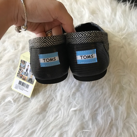NIB Toms classic print wool slip on shoes - Picture 4 of 6