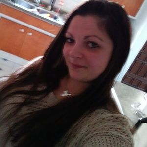 Meet your Posher, Cari