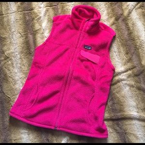 Never worn pink Patagonia fleece vest!