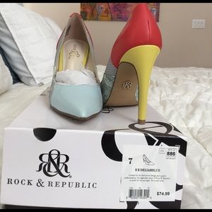 Rock & Republic Multi colored heel BRAND NEW