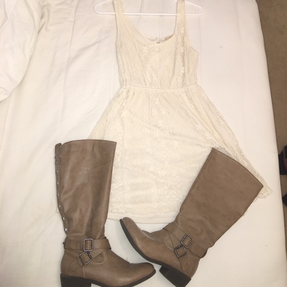 Boots - Picture 1 of 2