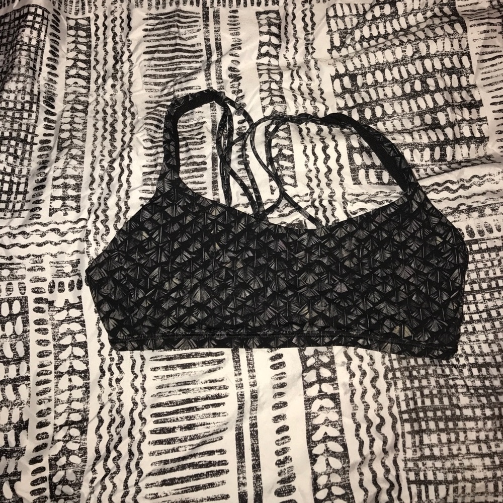 Authentic Lululemon bra size 6