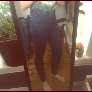 🌸 High Waisted Jeans 🤙