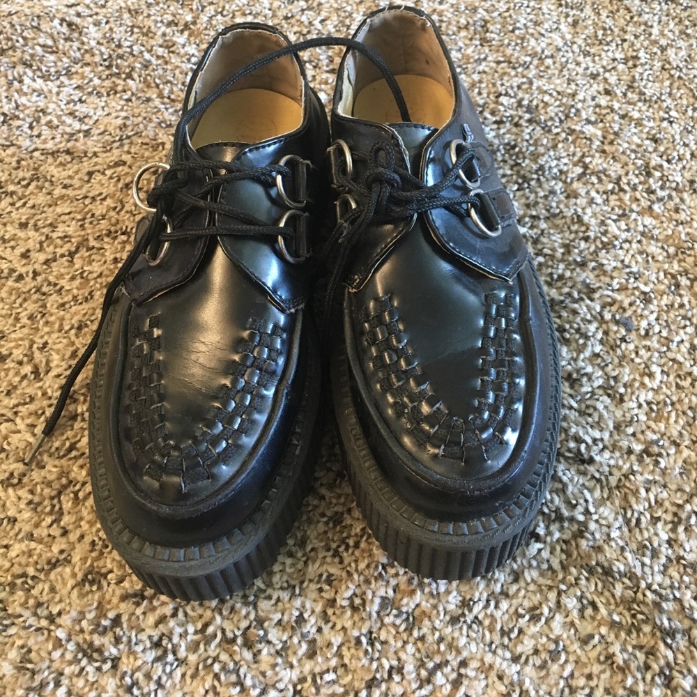 T.U.K. Creepers