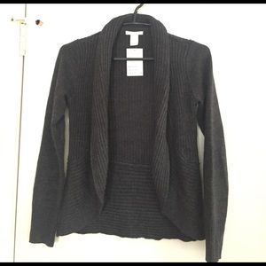 🎉🎉NWT!Cozy cute basic shrug sweater