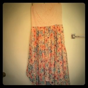 🌹Strapless peach floral NWT Dress