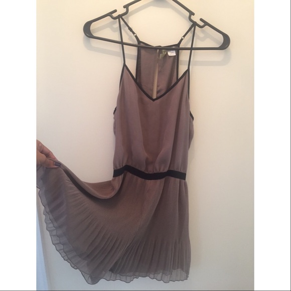 H&M romper - Picture 2 of 3