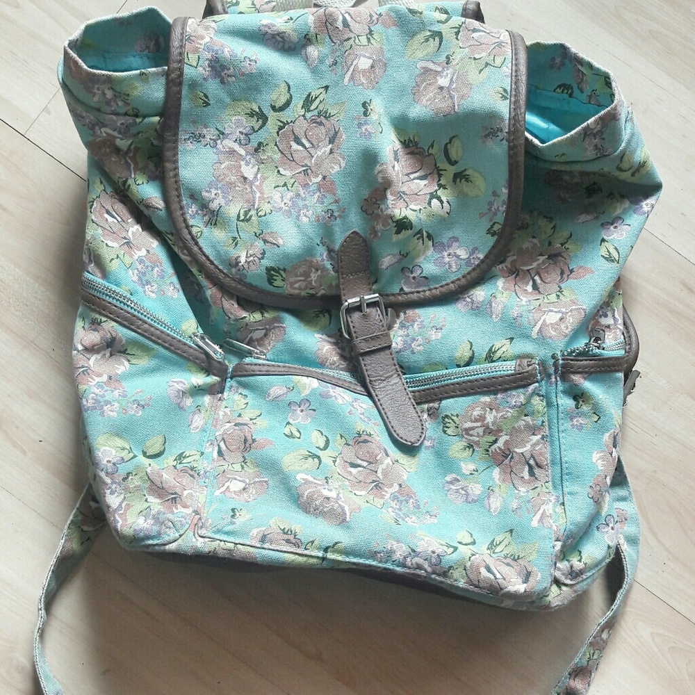 Roses are Pink.. Poems are hard.