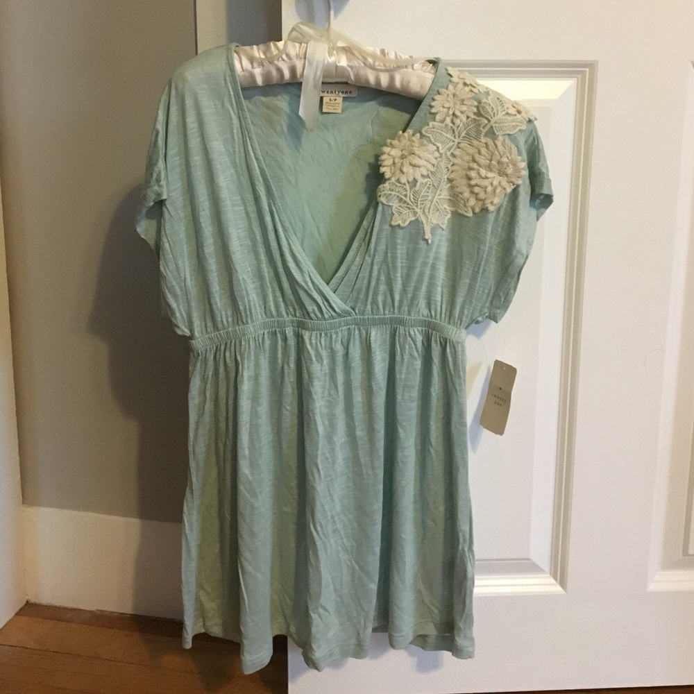 Beautiful tee