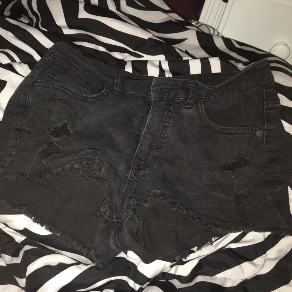 Aero black shorts, high rise