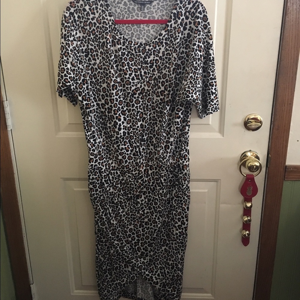 Victoria's Secret M faux wrap leopard dress