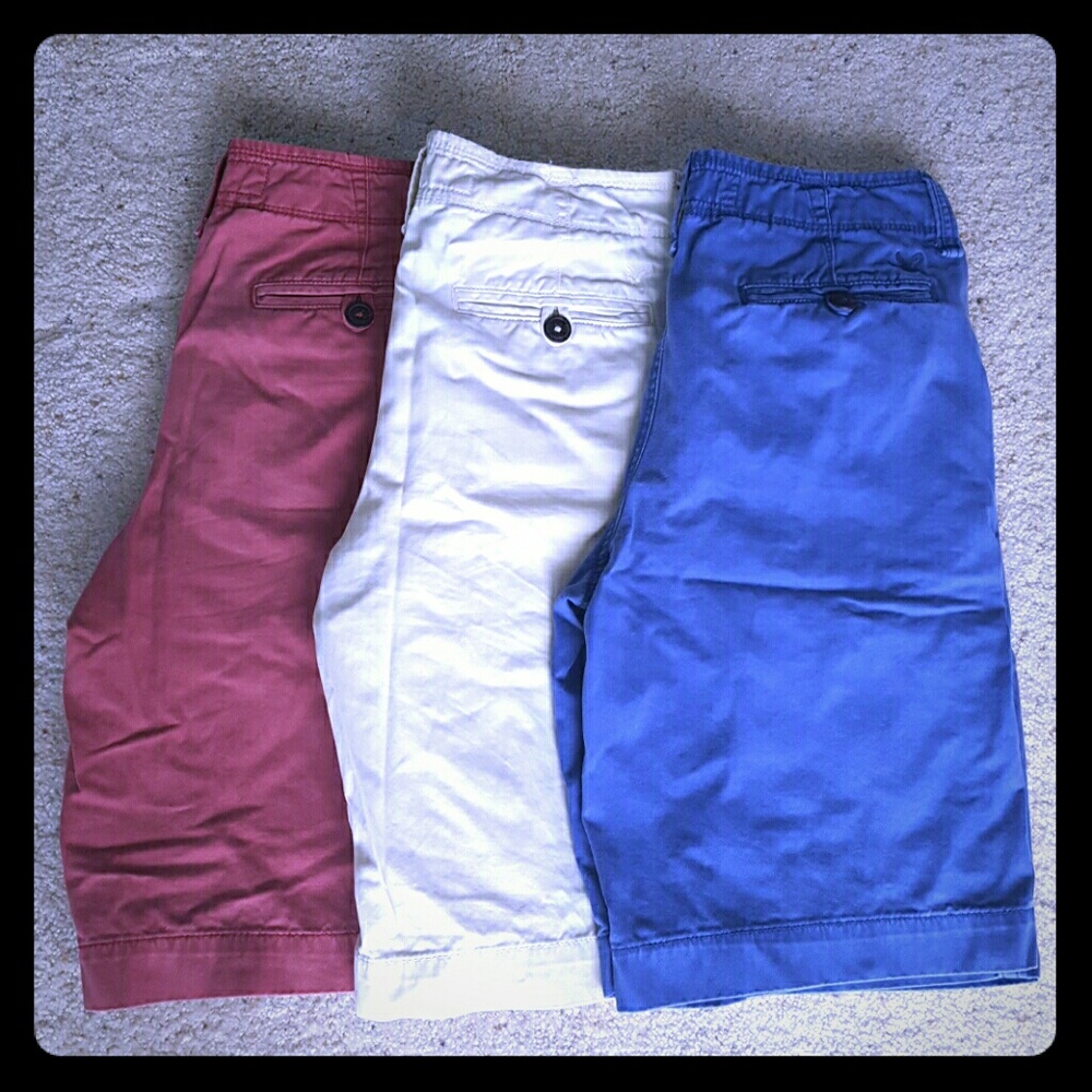 SOLD!! Mens American Eagle Shorts