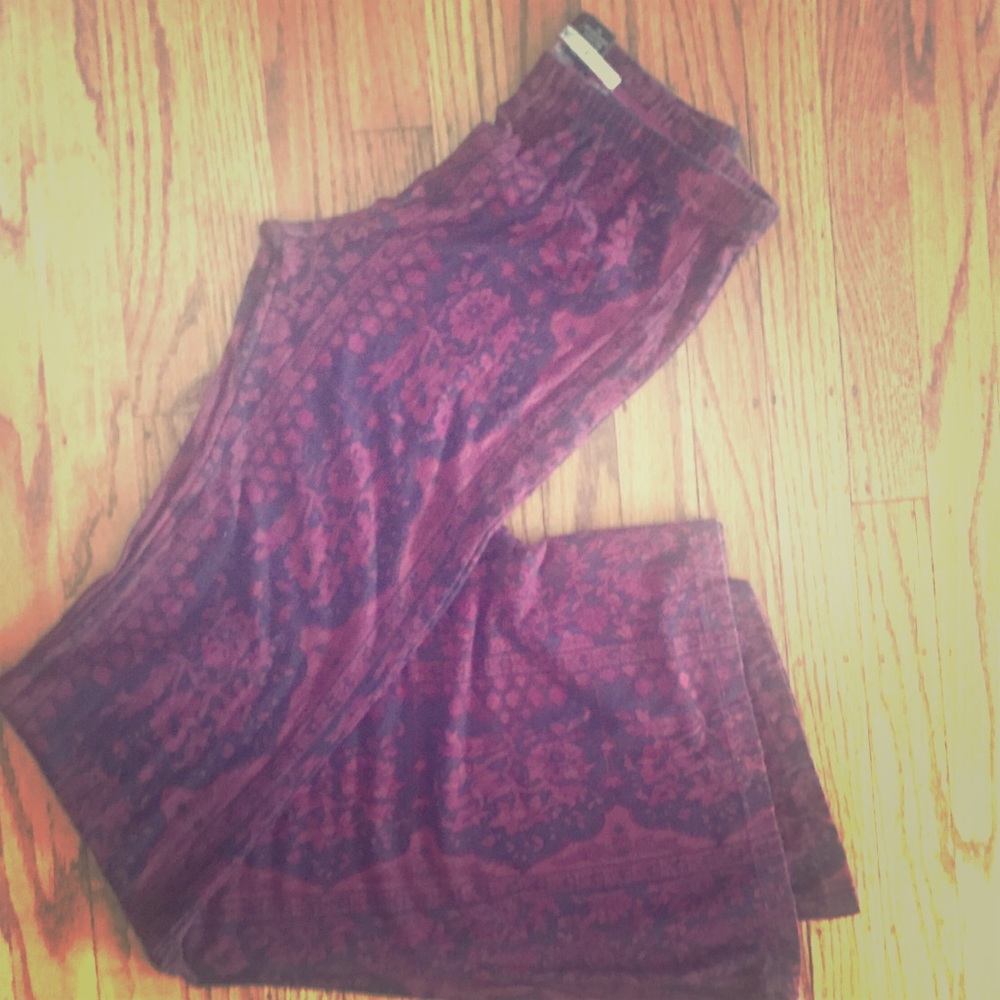 Novella Royale Janis Bell