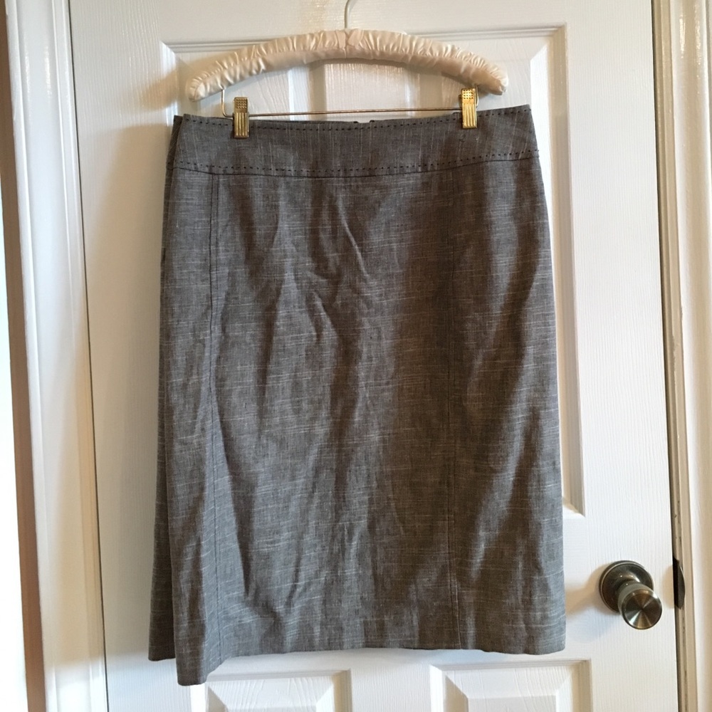 Grey pencil skirt 28W Plus