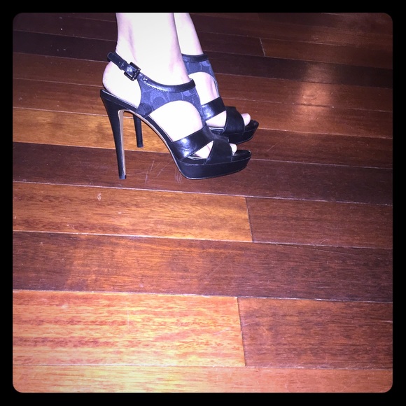 Coach open toe heels with 1 1/2" platform. - Picture 7 of 8