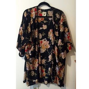 Billabong Floral Kimono
