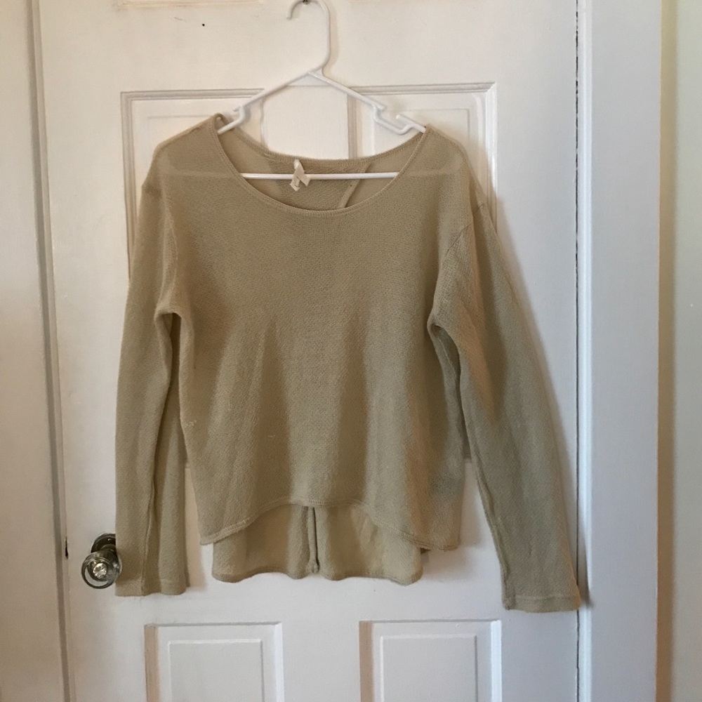 Split open back long sleeve shirt