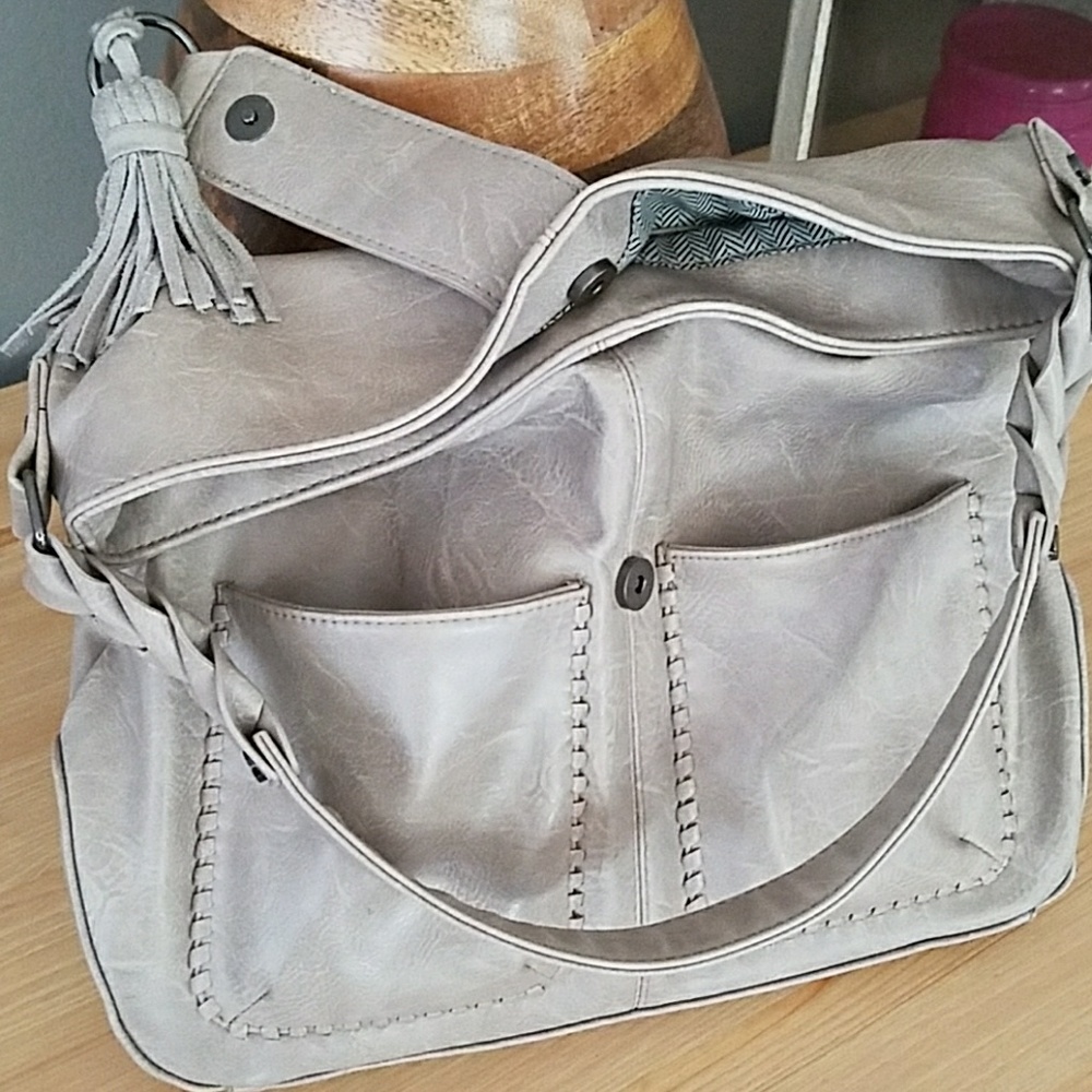 Steve Madden Hobo Shoulder Bag - Picture 2 of 6