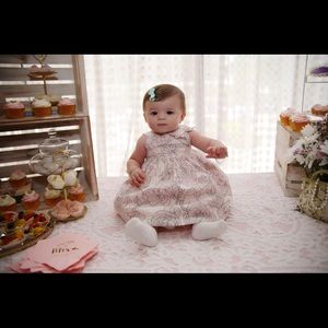 Meet your Posher, Monica