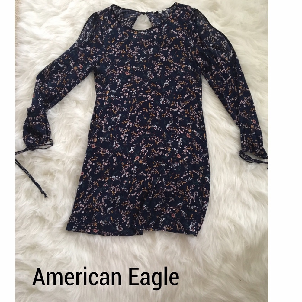 Beautiful Floral Dress!👗