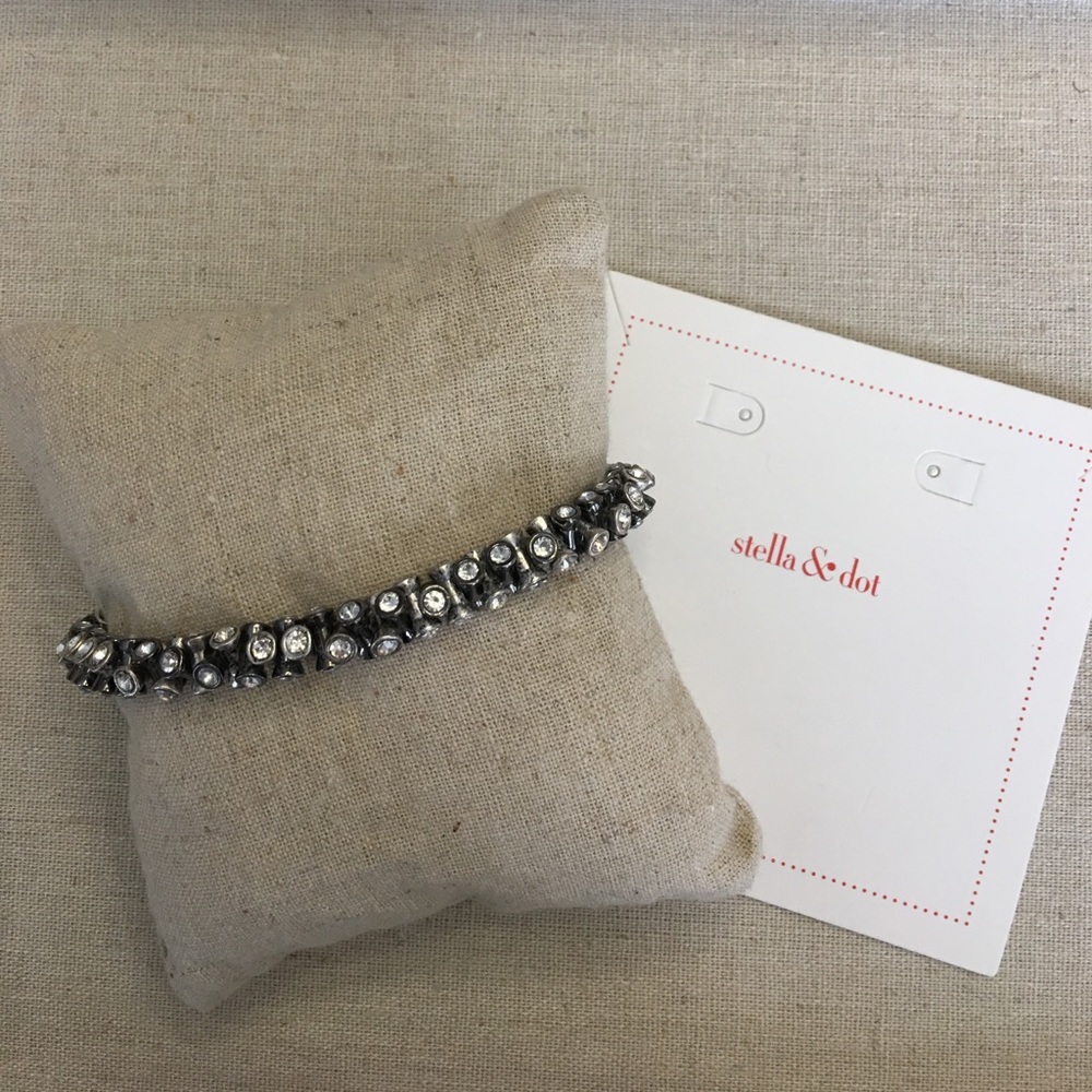 Vintage Twist Bracelet