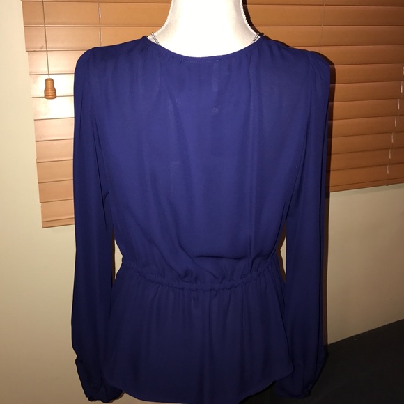 Navy blue blouse - Picture 2 of 4