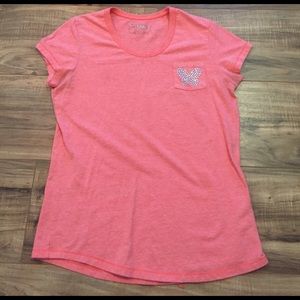 Pink t-shirt with sequin butterfly