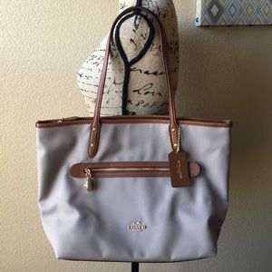 Coach tote
