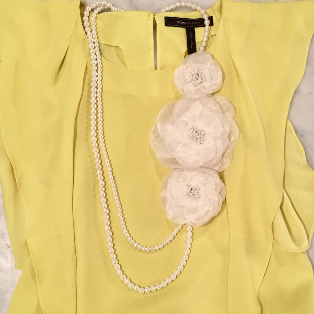 Anthropologie Pearl and Flower necklace
