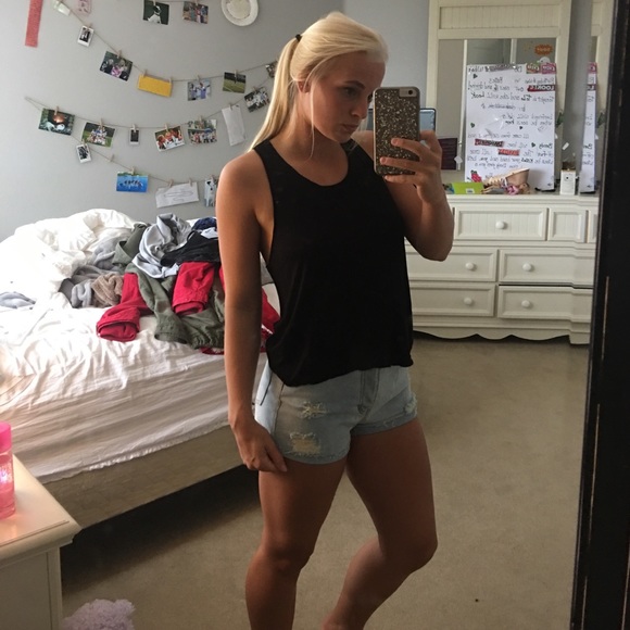 Tank top - Picture 3 of 3