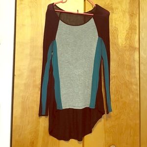 Color block tunic top