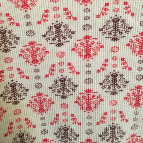 Ivory, pink, and burgundy Henley - Picture 2 of 4