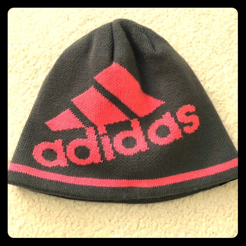 🦋adidas beanie🦋o/s