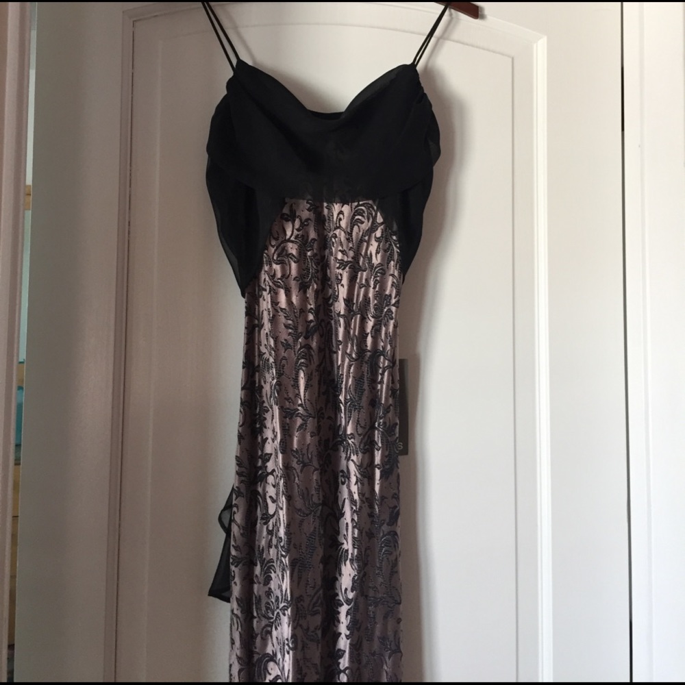 NEW Gorgeous gray and black evening gown