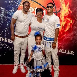 Meet your Posher, Nykie