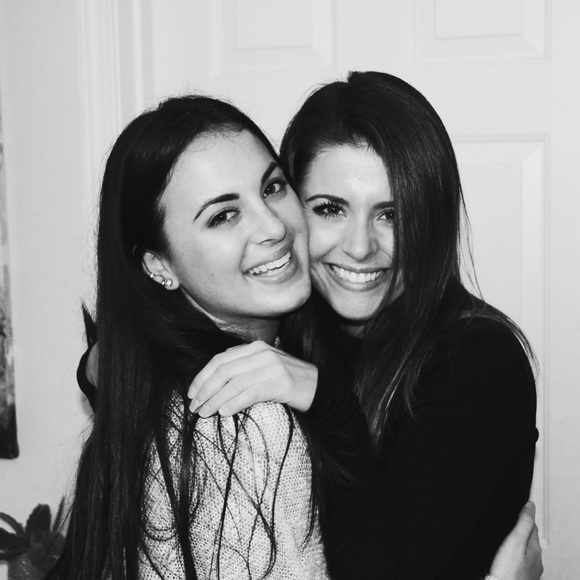 Meet your Posher, Sarah - Picture 2 of 3