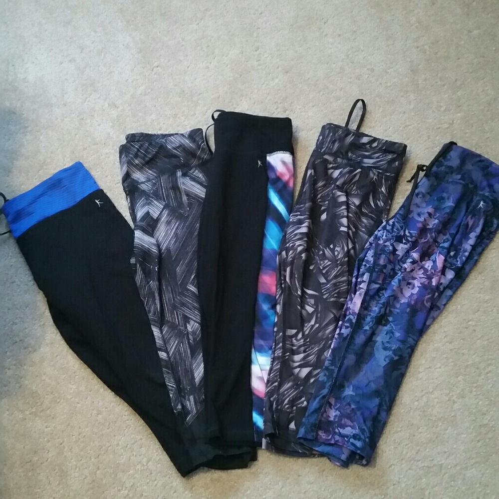 Danskin lot of workout capri's and sports bras!