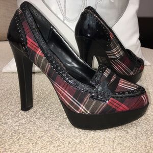 Lulu Townson Plaid Heels