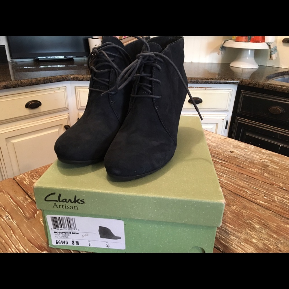 Brand New Clarks Navy Suede Rosepoint Dew Bootie