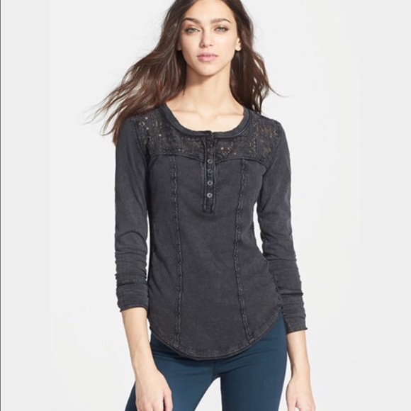 Free People Tops - 🎈SALE🎈Free People Gold Coast Henley