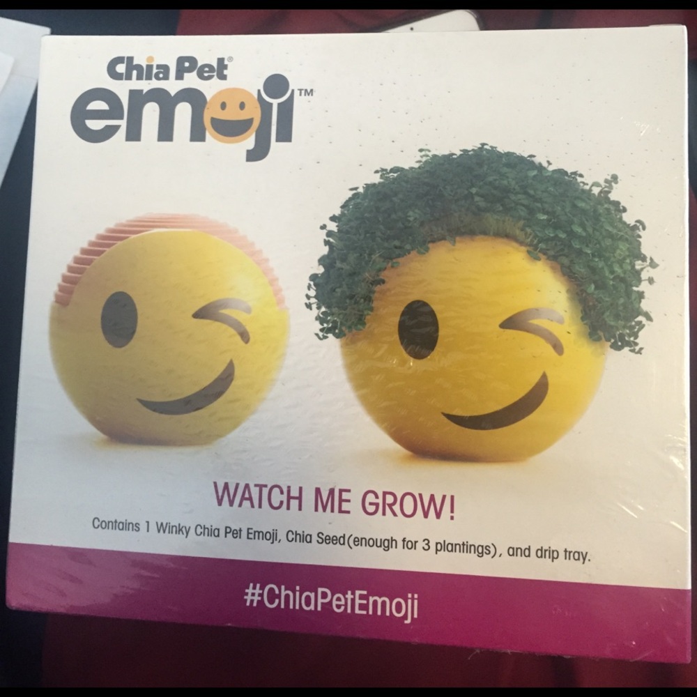 Emoji chia pet
