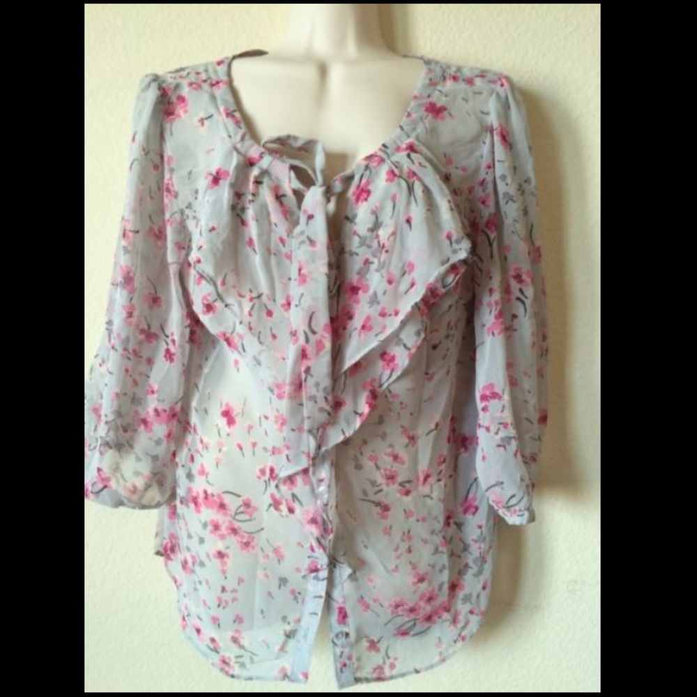 Elle gray and pink floral sheer ruffle blouse
