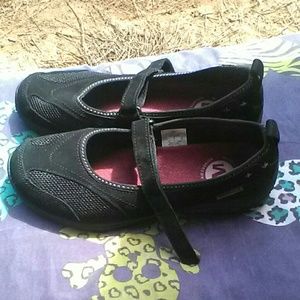 Women's Black Supportive Merrell Slip Ons