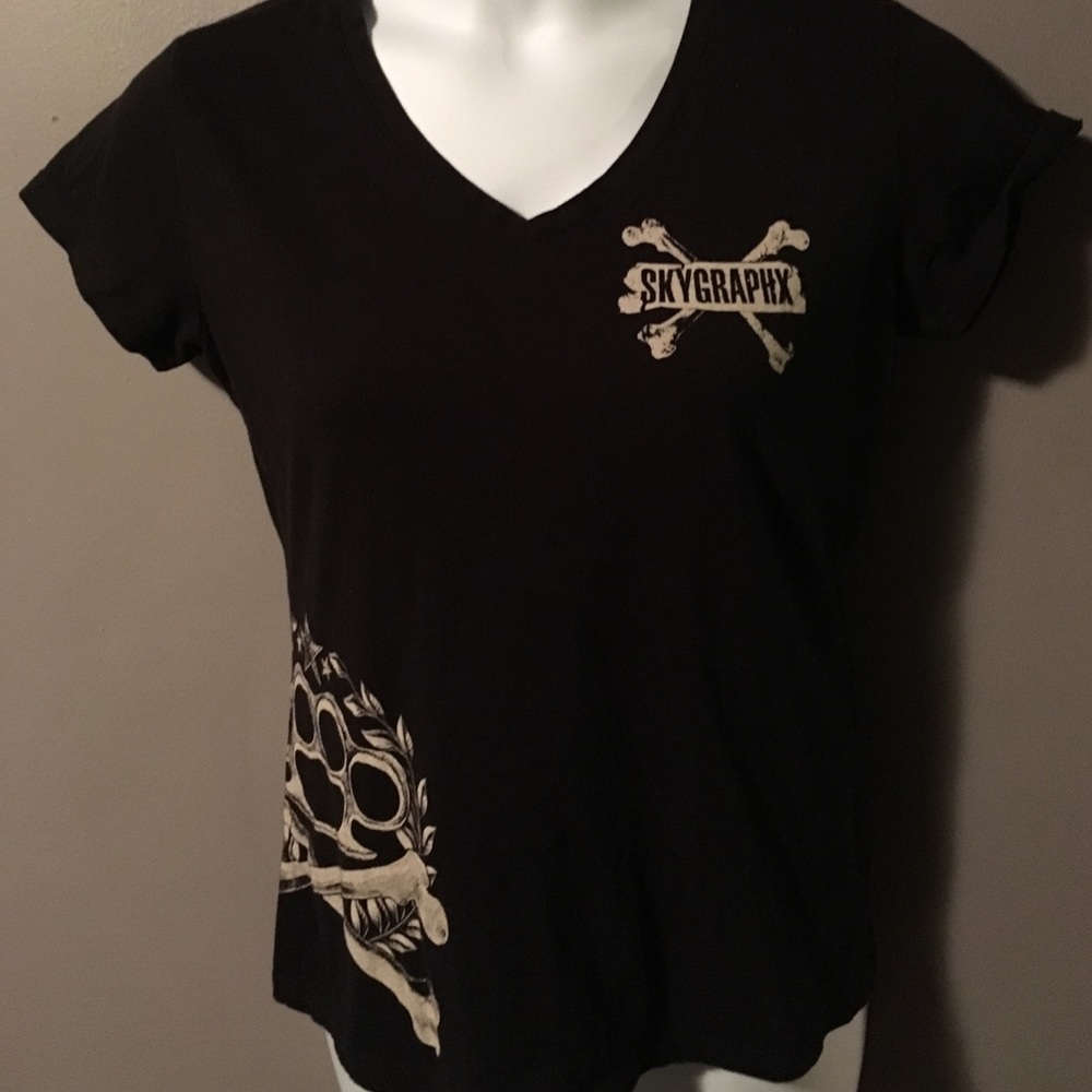 Tee
