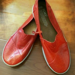 *New Toms Red Patent Linen Women's Avalon Slip-ons