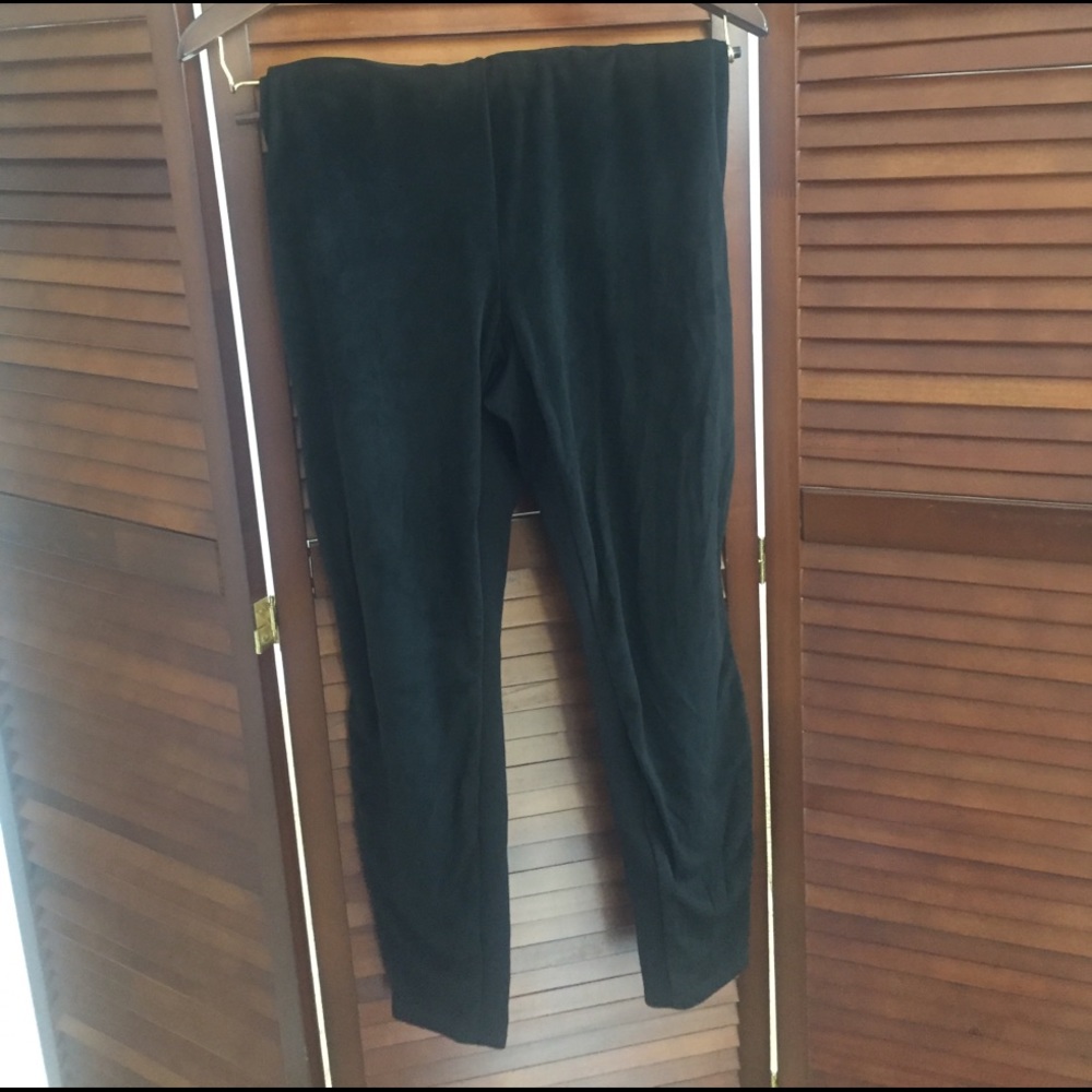 Puls size faux suede leggings